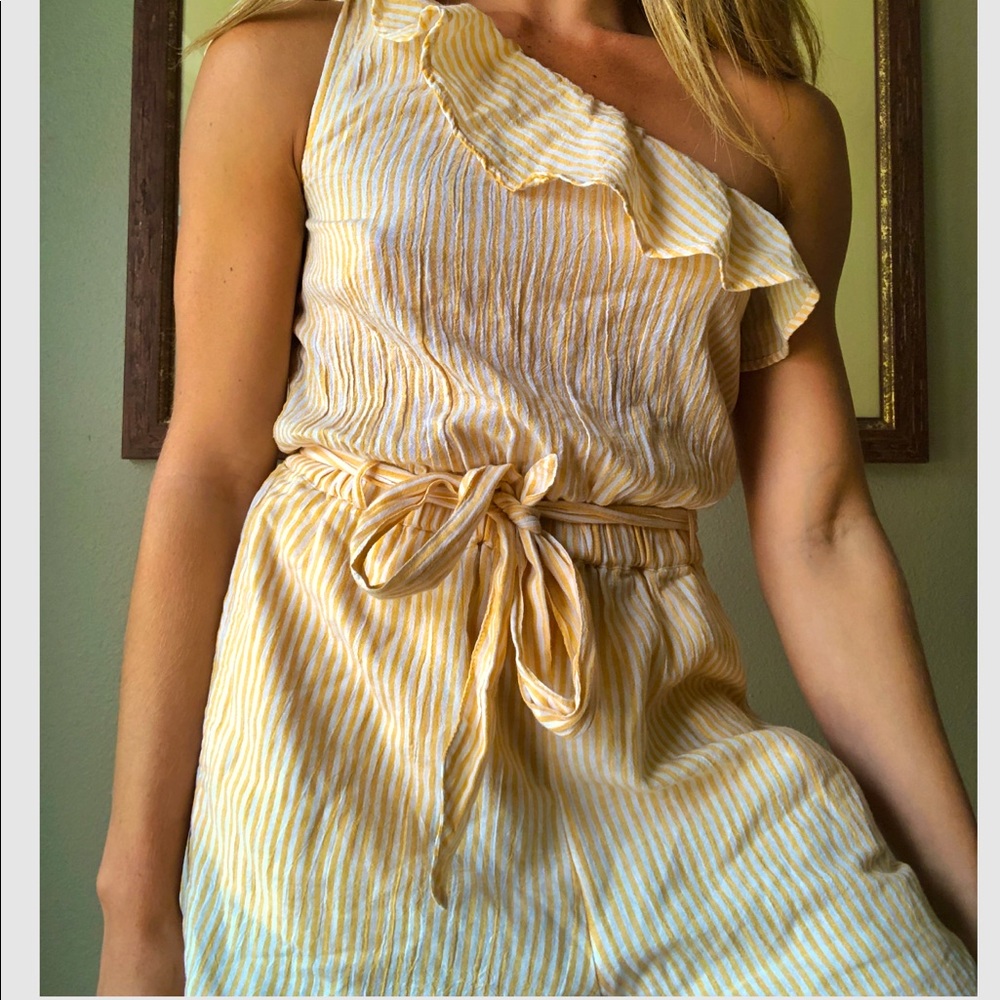 Yellow and white striped Summer romper🌻